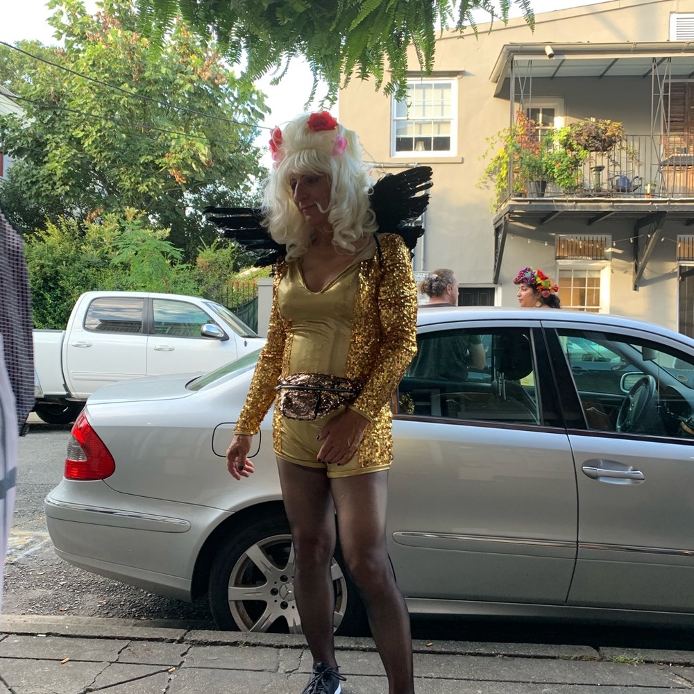 Meet your Posher, Laurent